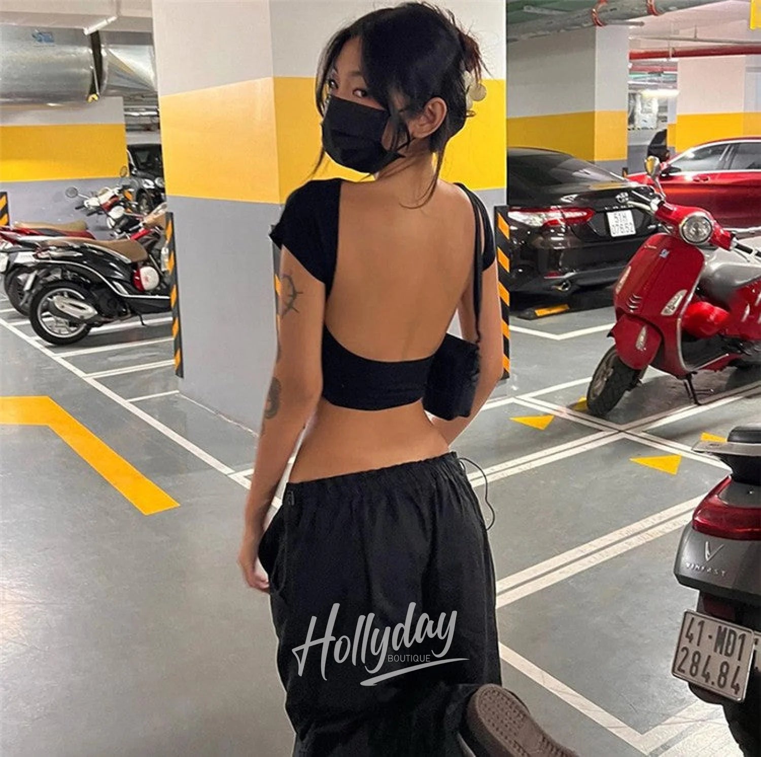 Lincoln Backless Low Cut Top Hollyday Boutique