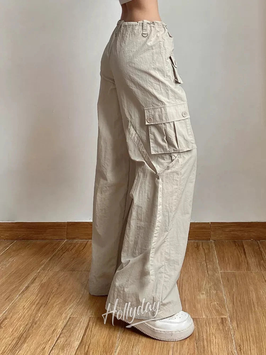 LaPose Fashion - Ilaria Low Waist Cargo Pants - Baggy Pants, Bottoms, Cargo Pants, Casual Pants, Loose Pants, Low Waist Pants, Oversize Pants, Parac