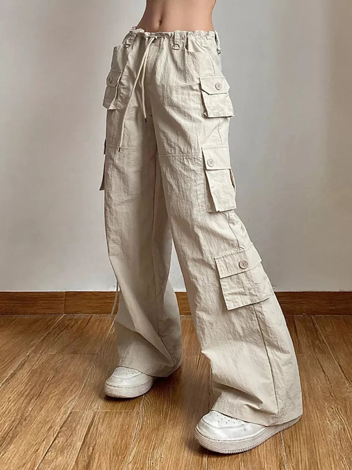 LaPose Fashion - Ilaria Low Waist Cargo Pants - Baggy Pants, Bottoms, Cargo Pants, Casual Pants, Loose Pants, Low Waist Pants, Oversize Pants, Parac